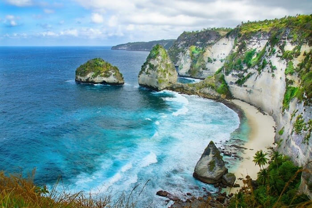 NUSA PENIDA ISLAND