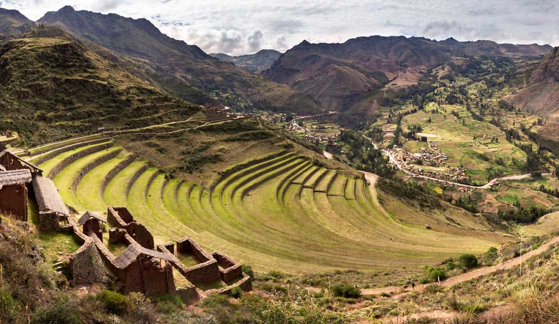Pisac Market and Ollantaytambo Tour