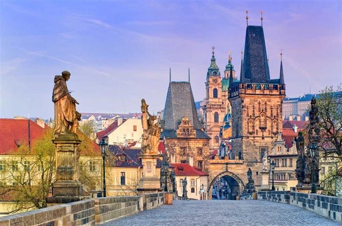 Prague vintage car tour 