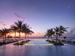Villa Nautica - Paradise Island Resort 4