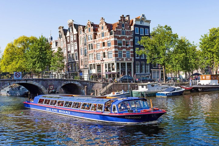 Canal Cruise