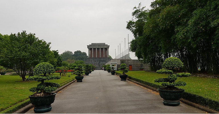Ba Dinh Square 