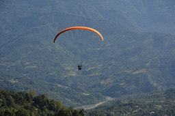 Best Paragliding experience at - Deolo Hill