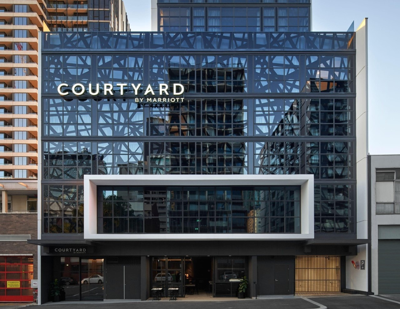 Courtyard By Marriott Melbourne Exterior View