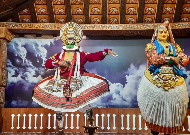 Enjoy Kathakali Dance Show