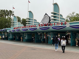Disney California Adventure Park
