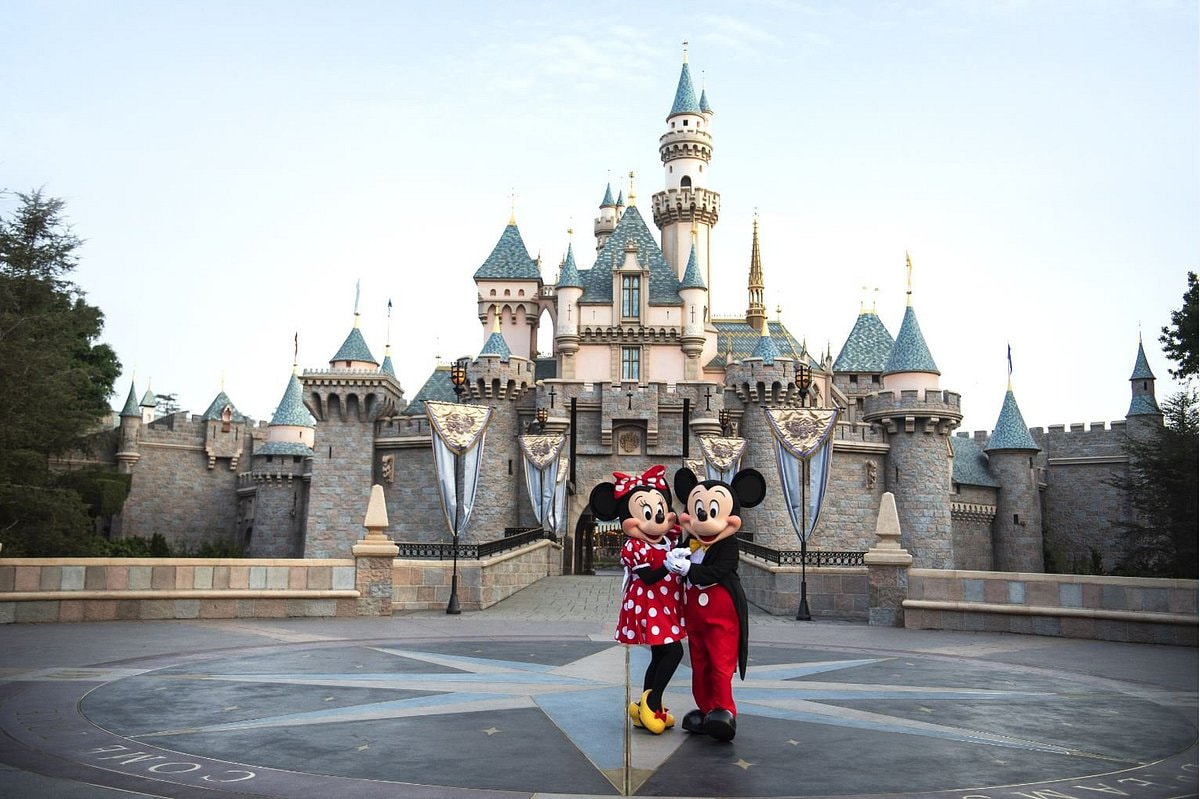 Disney Land Resort Los Angeles