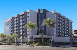 Embassy Suites by Hilton Los Angeles International Airport Exterior View