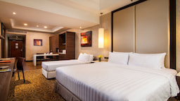 Sunway Putra - Family Room