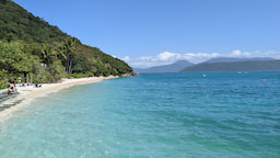Fitzroy Island Tour