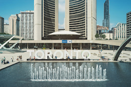 Guided City Tour Of Toronto