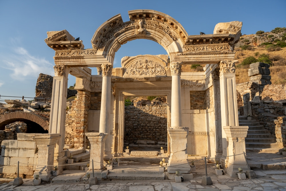 Hadrian Temple Kusadasi 1