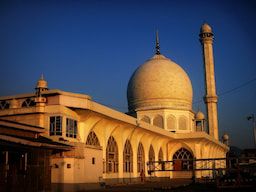 Hazratbal Shrine Mosque