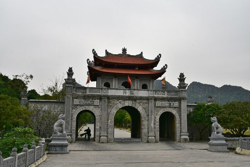 Hoa Lu Temple 1