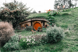 Hobbiton Movie Set 1