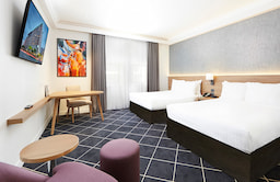 Holiday Inn Darling Harbor Room