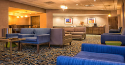  Holiday Inn Niagara Falls-Scenic Lobby