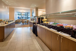 Holiday Inn Vancouver Downtown & Suites
