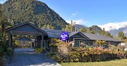 Aspen Court Franz Josef Exterior