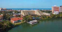 Cinnamon Lakeside Exterior