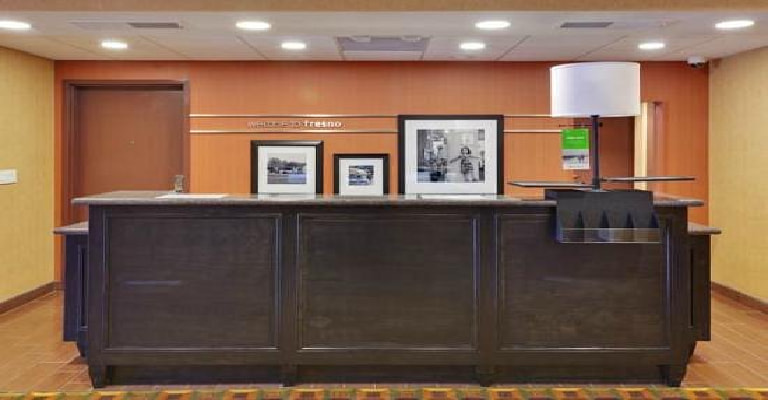 Hampton Inn & Suites Fresno