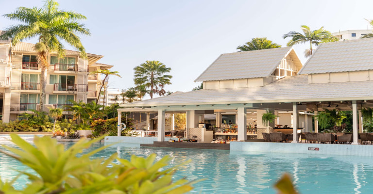 Novotel Cairns Oasis Resort Exterior View