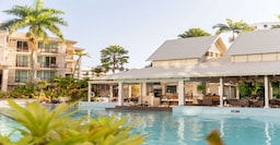 Novotel Cairns Oasis Resort Exterior View