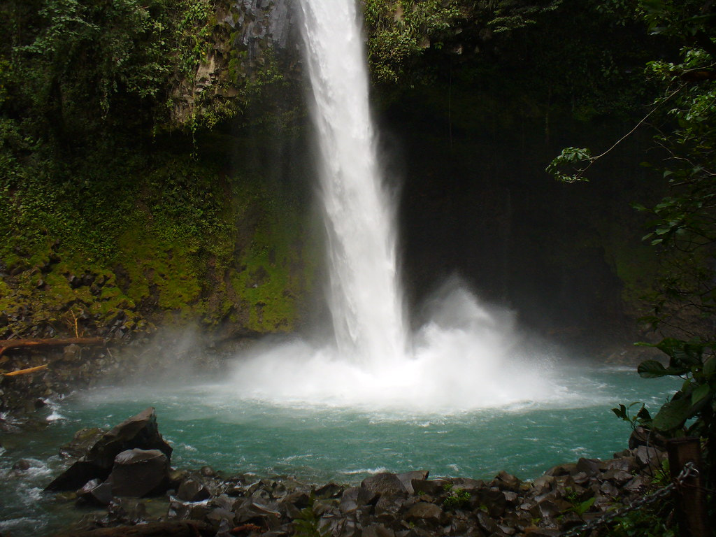 La Fortuna Waterfall 1
