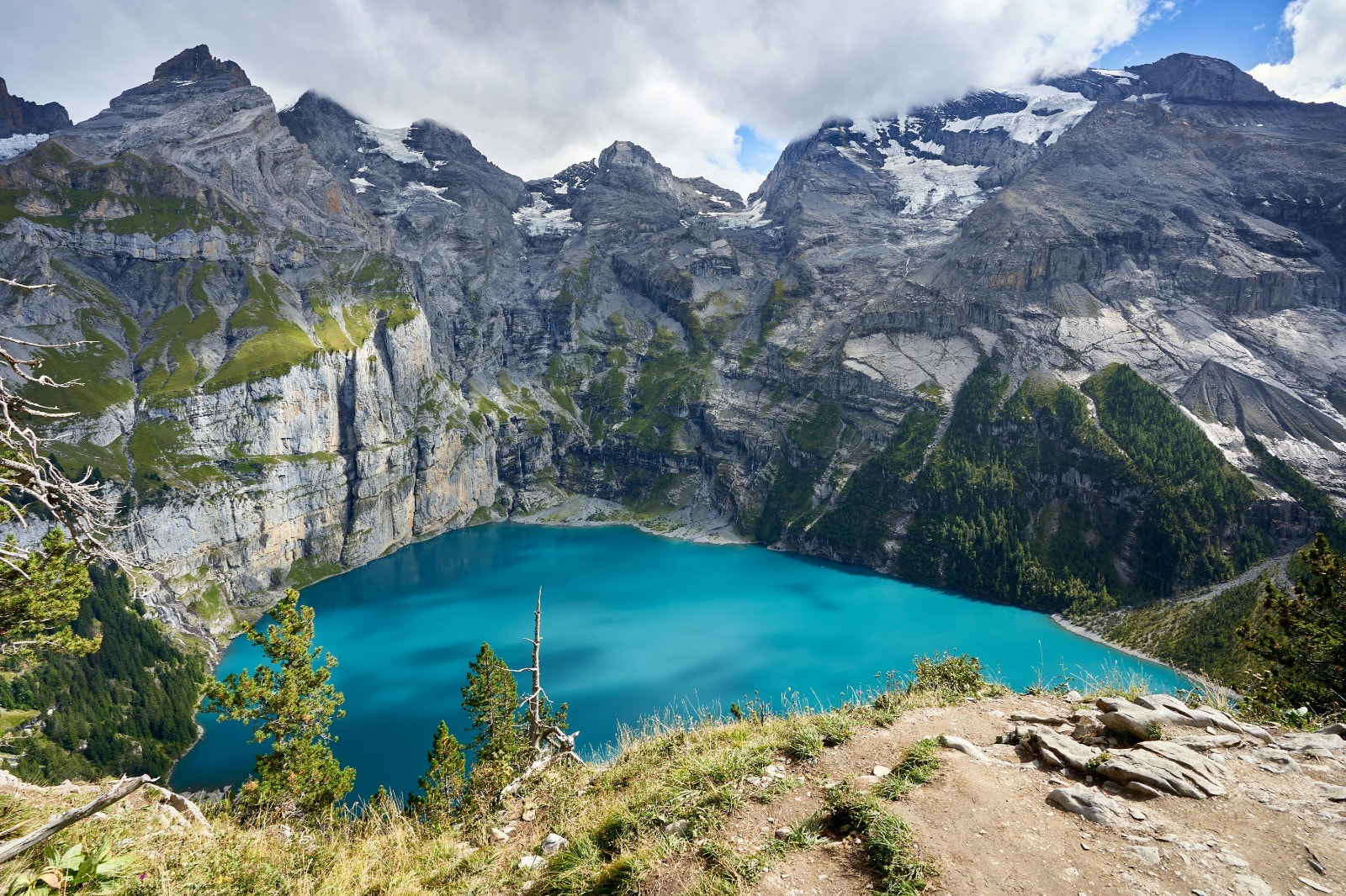 Lake Oeschinensee
