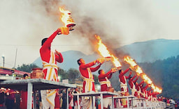 Morning Aarti Triveni Ghat