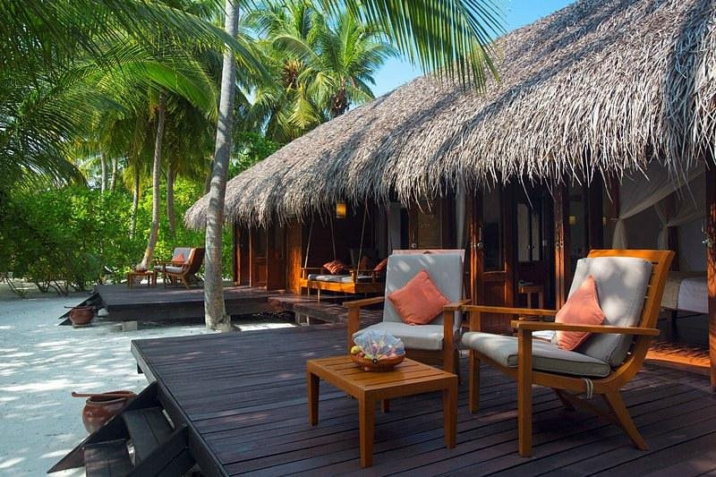 Medhufushi Island ResortsOver View 