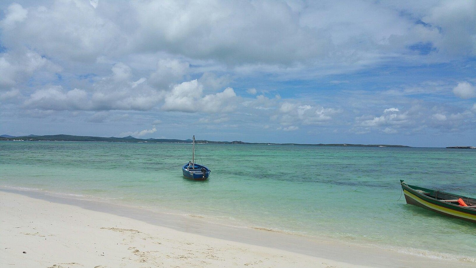 Day trip to Mer D'Emeraude Sea