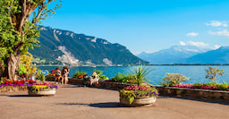 Montreux Town Lake View 02