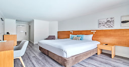 Novotel Cairns Oasis Resort Room