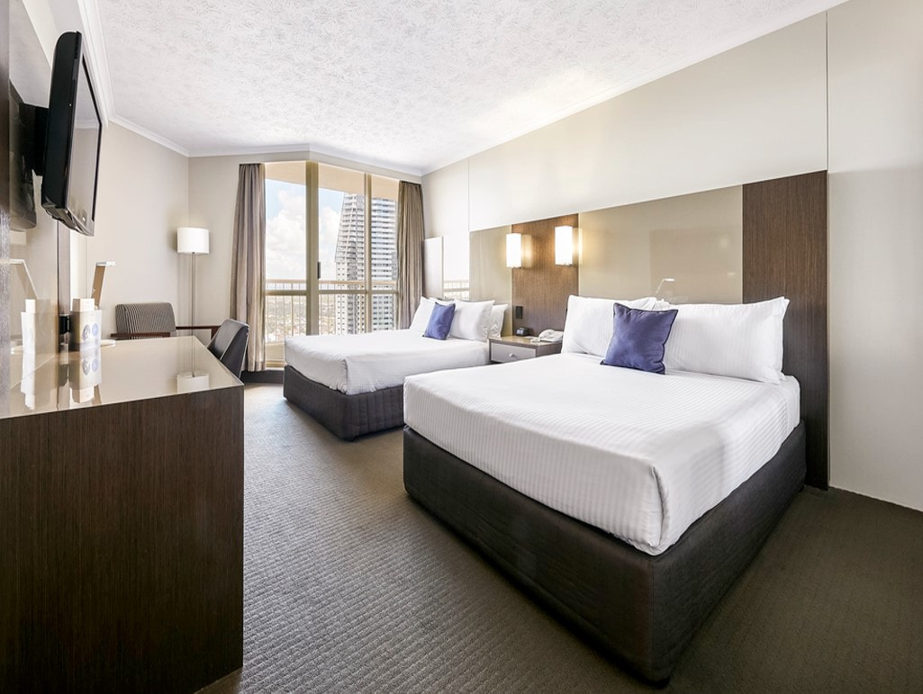Novotel Surfers Paradise Room