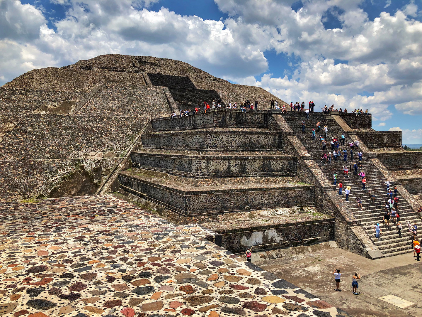 Pyramid of the Moon 1