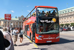 Hop On Hop Off Bus-1