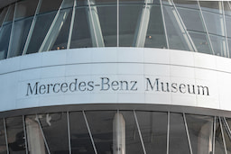 Stuttgart Mercedes Benz Museum 3