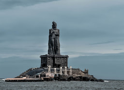 Thiruvalluvar Statue