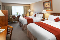 Tonquin Inn