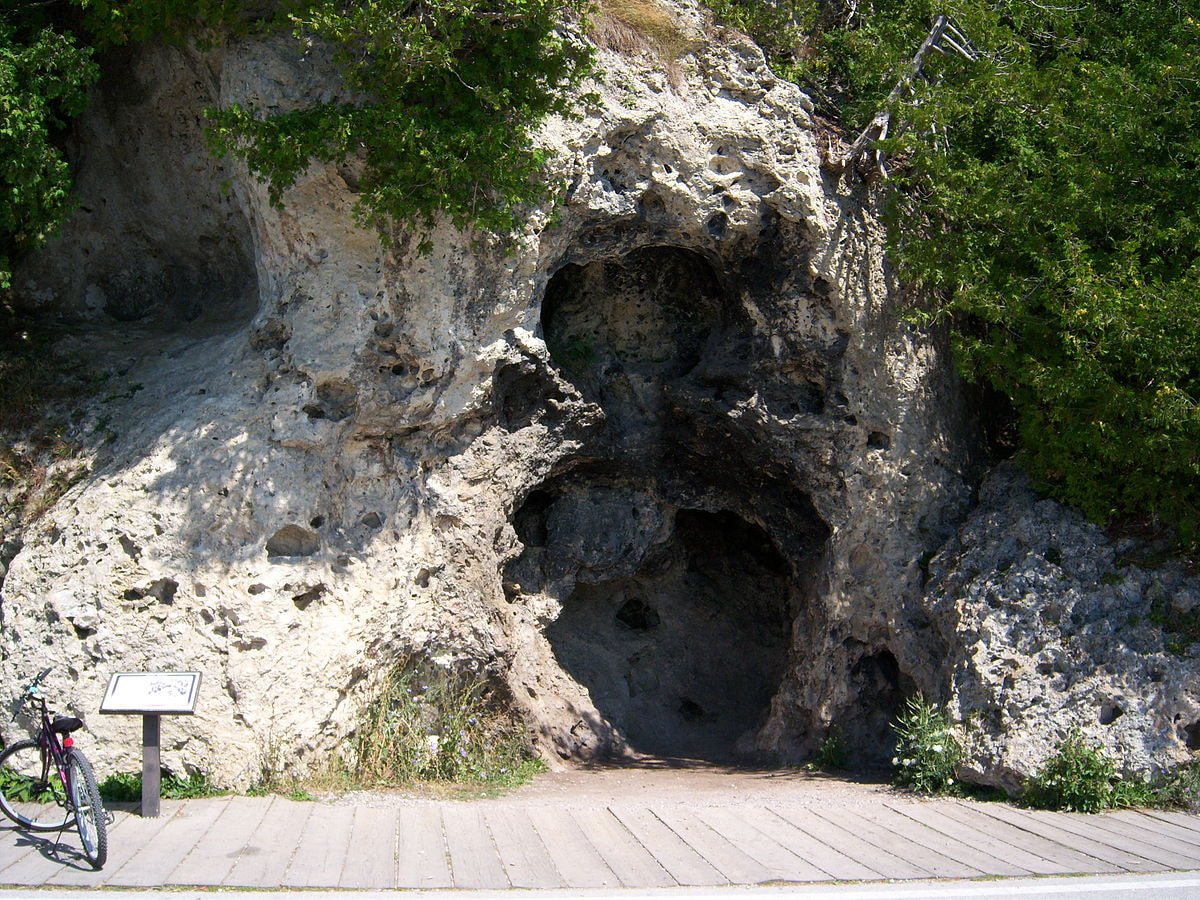 Guna Cave