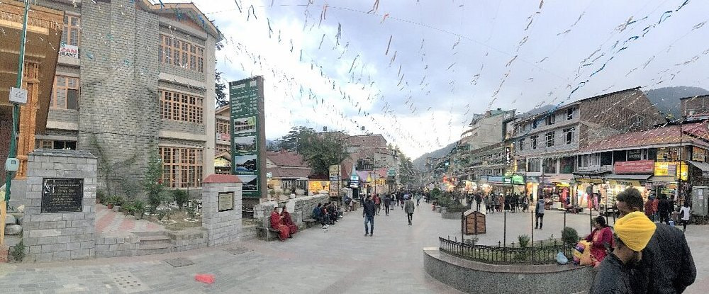 Visit Manali Main Street - Mall Road
