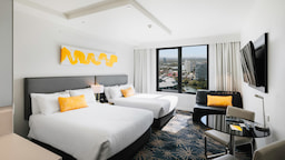 Voco Gold Room