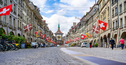 Walking Tour Of Bern