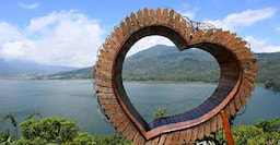 Wanagiri Hidden Hill Bali