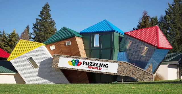 wanaka puzzling world