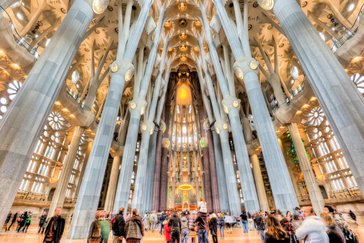 Sagrada Familia (Inside)-1