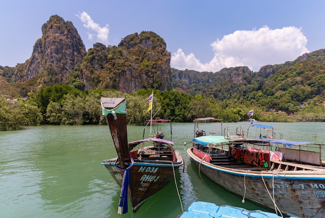 Go Island Hopping In Thailand