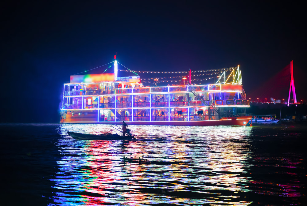 Take a Mekong Delta cruise