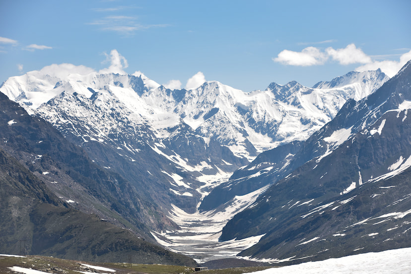 Take A Trip to Rohtang Pass